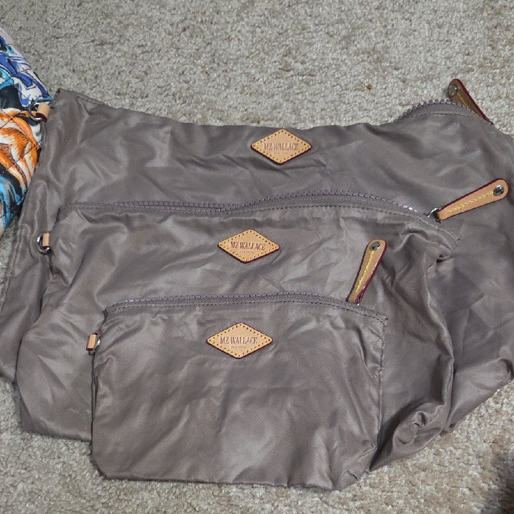 Quilted Floral Tote Bag in Blue and Orange - Picture 9 of 16